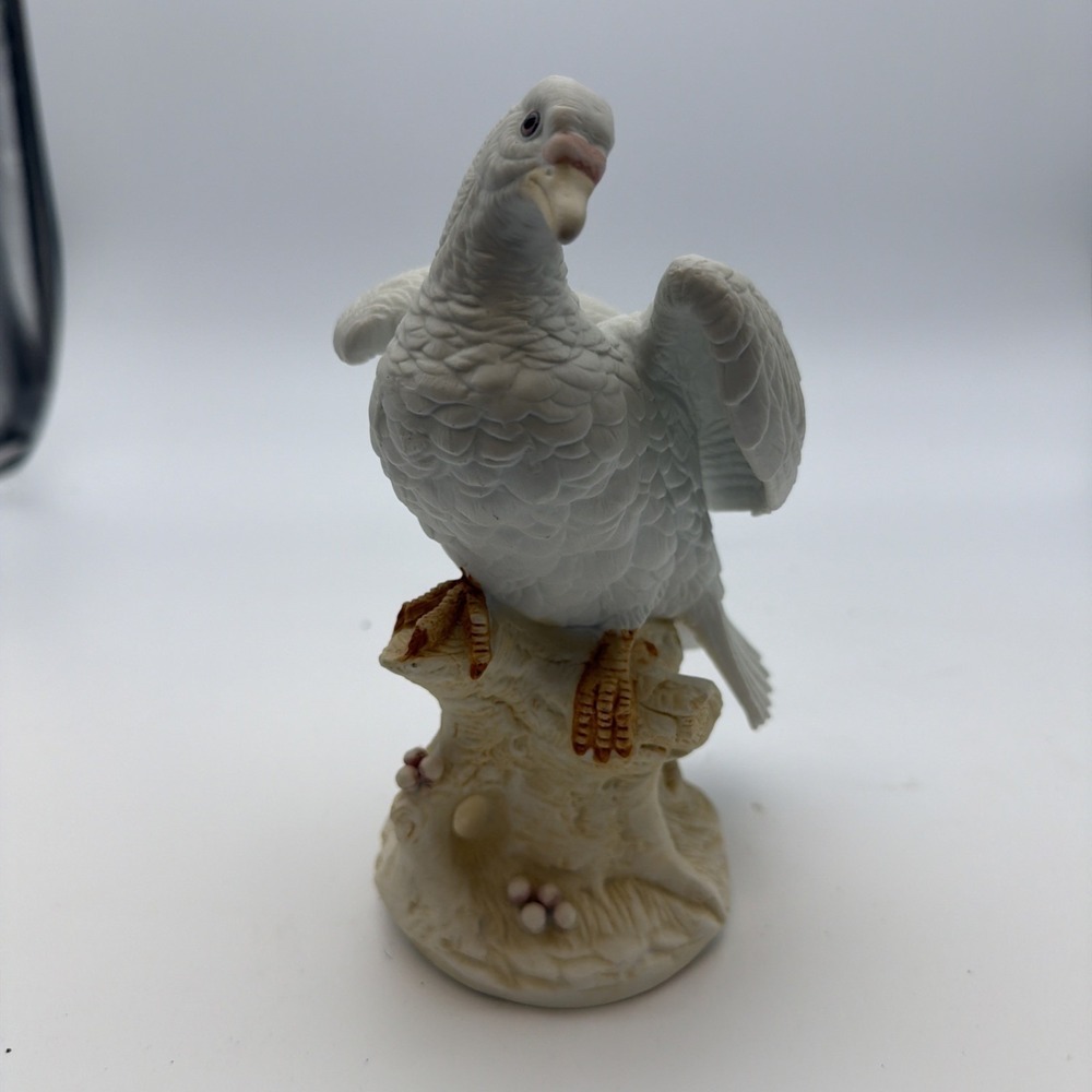 Vintage Lefton China White Dove ‎ Porcelain Figurine 4.25" Hand Painted KW5448